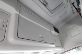 豪曼H5&nbsp;牵引车驾驶室                                               图片