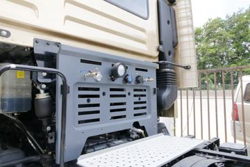 �й����� ����H5�ؿ� 340���� 4X2ǣ����(�ٱ�4.875)(ZZ4188K10EB0)ͼƬ