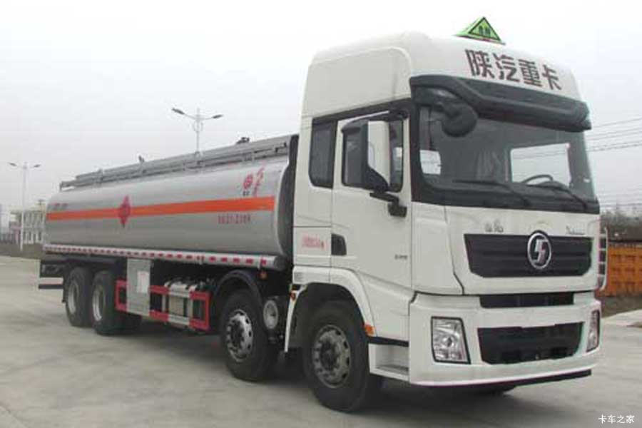 陕汽重卡 德龙X3000 336马力 8X4 运油车(楚胜牌)