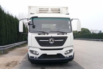 东风商用车 天锦KR 180马力 4X2 7.8米冷藏车(DFH5180XLCBX2JV)