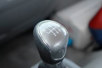 ���� ˧��Q9 160���� 6.8���Ű������ػ���ͼƬ