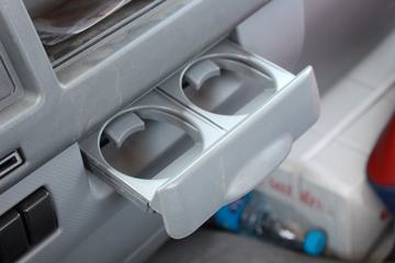 ���� ˧��Q9 160���� 6.8���Ű������ػ���ͼƬ