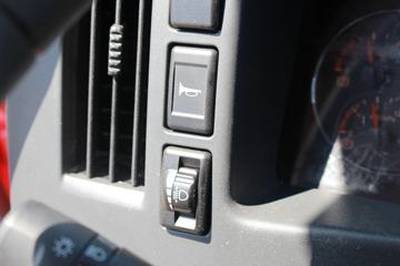 ���� ˧��Q9 160���� 6.8���Ű������ػ���ͼƬ