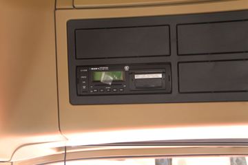 �����ؿ� ����X3000 430���� 6X4 LNGǣ����ͼƬ