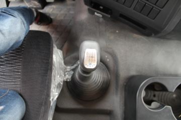 �����ؿ� ����X3000 430���� 6X4 LNGǣ����ͼƬ