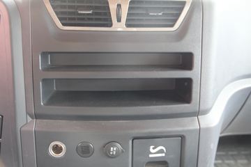 �����ؿ� ����X3000 430���� 6X4 LNGǣ����ͼƬ