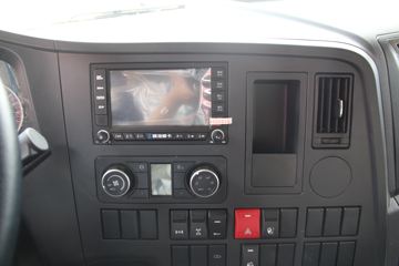 �����ؿ� ����X3000 430���� 6X4 LNGǣ����ͼƬ