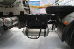 陕汽重卡 德龙X3000 430马力 6X4 LNG牵引车(SX42584X384TL)