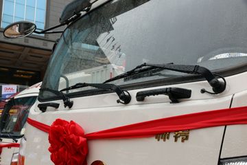 ���� ˧��Q9 180���� 7.66����ʽ�ػ���ͼƬ