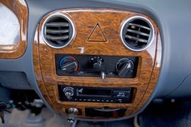 俊风&nbsp;自卸车驾驶室                                               图片