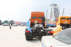 陕汽 德龙F3000重卡 375马力 6X4 牵引车(高速版)(SX4255NT324)