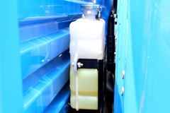 一汽通用 501-K系列 120马力 4X2 4.8米排半栏板载货车(CA1102PK26L3R5-3)