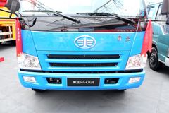 一汽通用 501-K系列 120马力 4X2 4.8米排半栏板载货车(CA1102PK26L3R5-3)