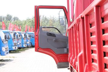 赛龙&nbsp;载货车驾驶室                                               图片