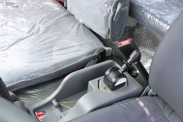 ���� ����II�п� 158���� 4X2 �����ػ���(HFC1162K1R1GZT)ͼƬ