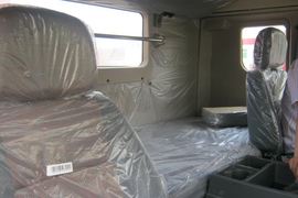 乘龙M5&nbsp;载货车驾驶室                                               图片