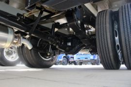 风云&nbsp;载货车底盘                                                图片