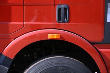 һ����� J6M�ؿ� 280���� 6X2 9.5����ʽ�ػ���(CA5250XXYP63K1L6T3E5)ͼƬ