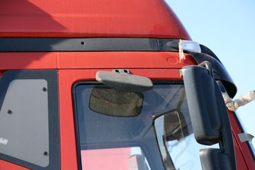 һ����� J6M�ؿ� 280���� 6X2 9.5����ʽ�ػ���(CA5250XXYP63K1L6T3E5)ͼƬ