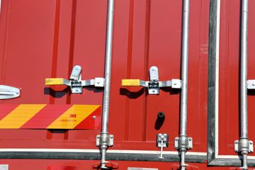 һ����� J6M�ؿ� 280���� 6X2 9.5����ʽ�ػ���(CA5250XXYP63K1L6T3E5)ͼƬ