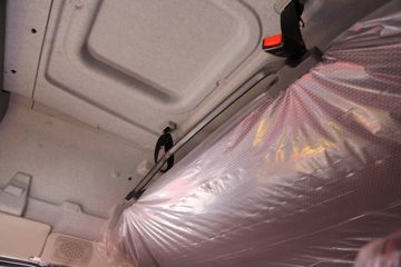 һ����� J6M�ؿ� 280���� 6X2 9.5����ʽ�ػ���(CA5250XXYP63K1L6T3E5)ͼƬ