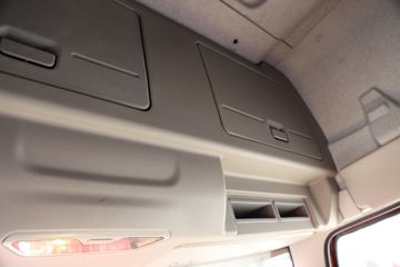 һ����� J6M�ؿ� 280���� 6X2 9.5����ʽ�ػ���(CA5250XXYP63K1L6T3E5)ͼƬ