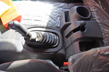 һ����� J6M�ؿ� 280���� 6X2 9.5����ʽ�ػ���(CA5250XXYP63K1L6T3E5)ͼƬ