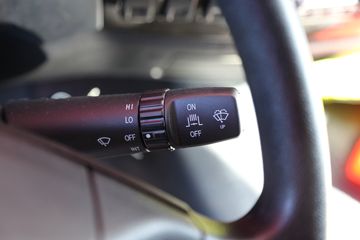 һ����� J6M�ؿ� 280���� 6X2 9.5����ʽ�ػ���(CA5250XXYP63K1L6T3E5)ͼƬ