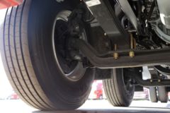 一汽解放 J6M重卡 280马力 6X2 9.5米厢式载货车(CA5250XXYP63K1L6T3E5)