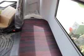 一汽解放底盘&nbsp;混凝土搅拌车驾驶室                                               图片