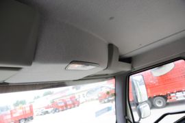 一汽解放底盘&nbsp;混凝土搅拌车驾驶室                                               图片