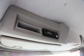 一汽解放底盘&nbsp;混凝土搅拌车驾驶室                                               图片