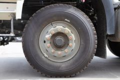 一汽解放 J6P 390马力 8X4 5.2方混凝土搅拌车(凌宇牌)(CLY5315GJB36E5)