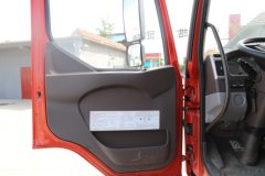 东风柳汽 乘龙L3 160马力 4.2米单排厢式轻卡(LZ5041XXYL3AB)