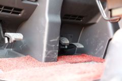 青岛解放 JH6重卡 350马力 8X4 9.5米仓栅式载货车(CA5310CCYP25K2L7T4E5A80)