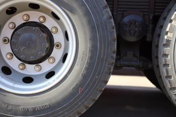 ൺ JH6ؿ 350 8X4 9.5ײդʽػ(CA5310CCYP25K2L7T4E5A80)ͼƬ