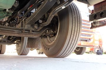 ൺ JH6ؿ 350 8X4 9.5ײդʽػ(CA5310CCYP25K2L7T4E5A80)ͼƬ