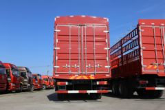 青岛解放 龙VH中卡 180马力 4X2 6.65米仓栅式载货车(CA5189CCYPK2L2E5A80)