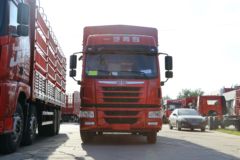 青岛解放 龙VH中卡 180马力 4X2 6.65米仓栅式载货车(CA5189CCYPK2L2E5A80)