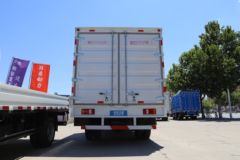 跃进 上骏X500-33 125马力 4.18米单排厢式轻卡(SH5042XXYKFDCWZ2)