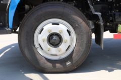 跃进 上骏X500-33 143马力 3.74米排半栏板轻卡(SH1042KFDCWZ4)