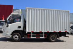 跃进 小福星S50 1.9L 95马力 柴油 3.33米单排厢式小卡(SH5032XXYPBBNZ1)
