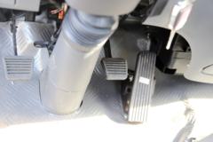 江淮 骏铃E6 156马力 3.85米排半栏板轻卡(HFC1043P91K2C2V)