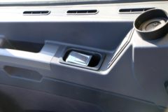 陕汽重卡 德龙X3000 轻量化版 430马力 6X4 LNG牵引车(SX42584X384TL)