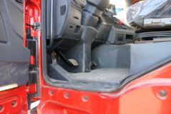 陕汽重卡 德龙X3000 黄金版 轻量化 500马力 6X4牵引车(SX4250XC4Q2)