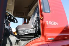 陕汽重卡 德龙新M3000 轻量化版 400马力 6X4牵引车(SX4250MC4)