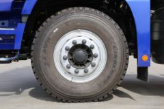 福田 欧曼GTL 9系重卡 至强版 550马力 6X4牵引车(BJ4259SMFKB-AB)