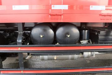 �ִ����ó� �µ�300N 116���� 4X2 3.55����ж��ͼƬ