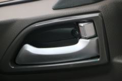 现代商用车 致道300N 116马力 3.815米排半栏板轻卡(CNJ1040EDF33V)