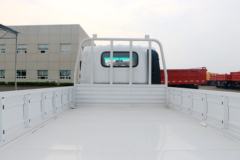 现代商用车 致道300N 116马力 3.815米排半栏板轻卡(CNJ1040EDF33V)